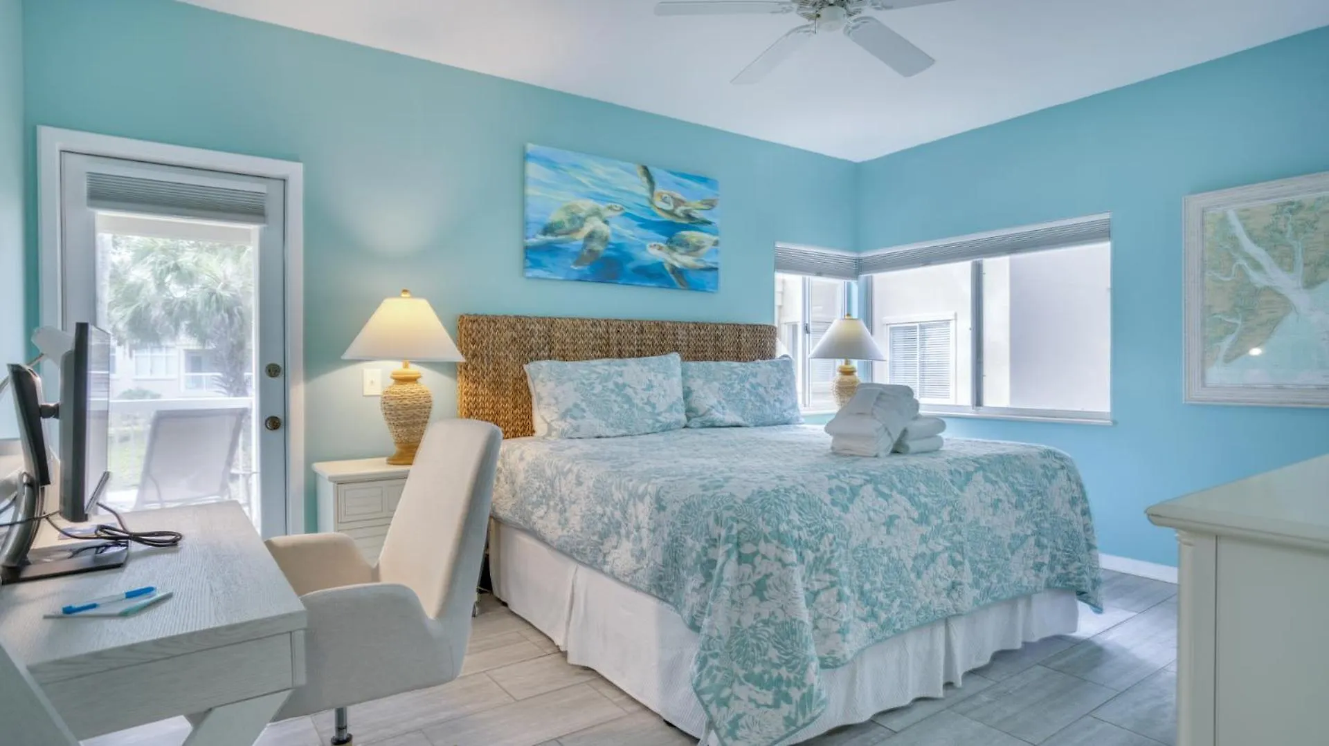 Beach Getaway, Walk To Beach, Deck Hilton Head Island Villa