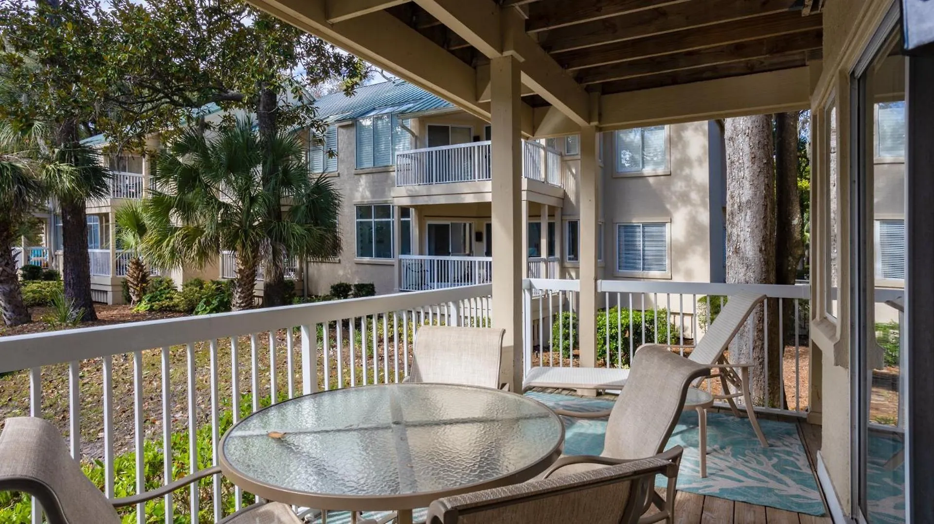 Villa Beach Getaway, Walk To Beach, Deck Hilton Head Island United States