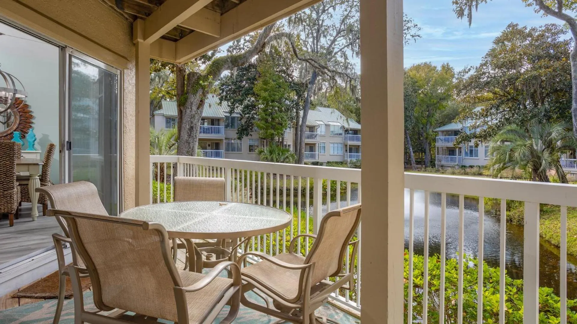 Beach Getaway, Walk To Beach, Deck Hilton Head Island